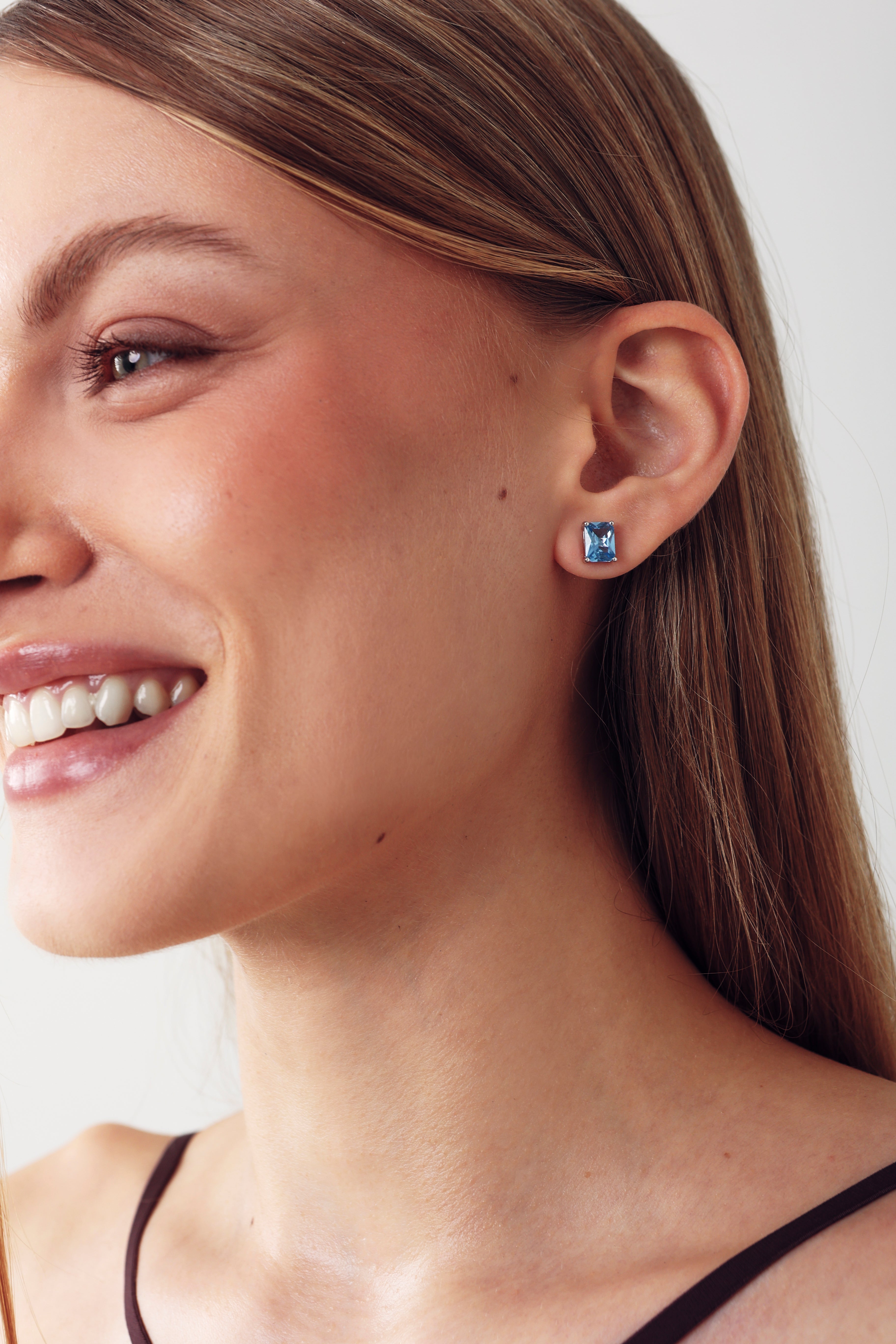 MAXI RECTANGULAR STUD LIGHT-BLUE