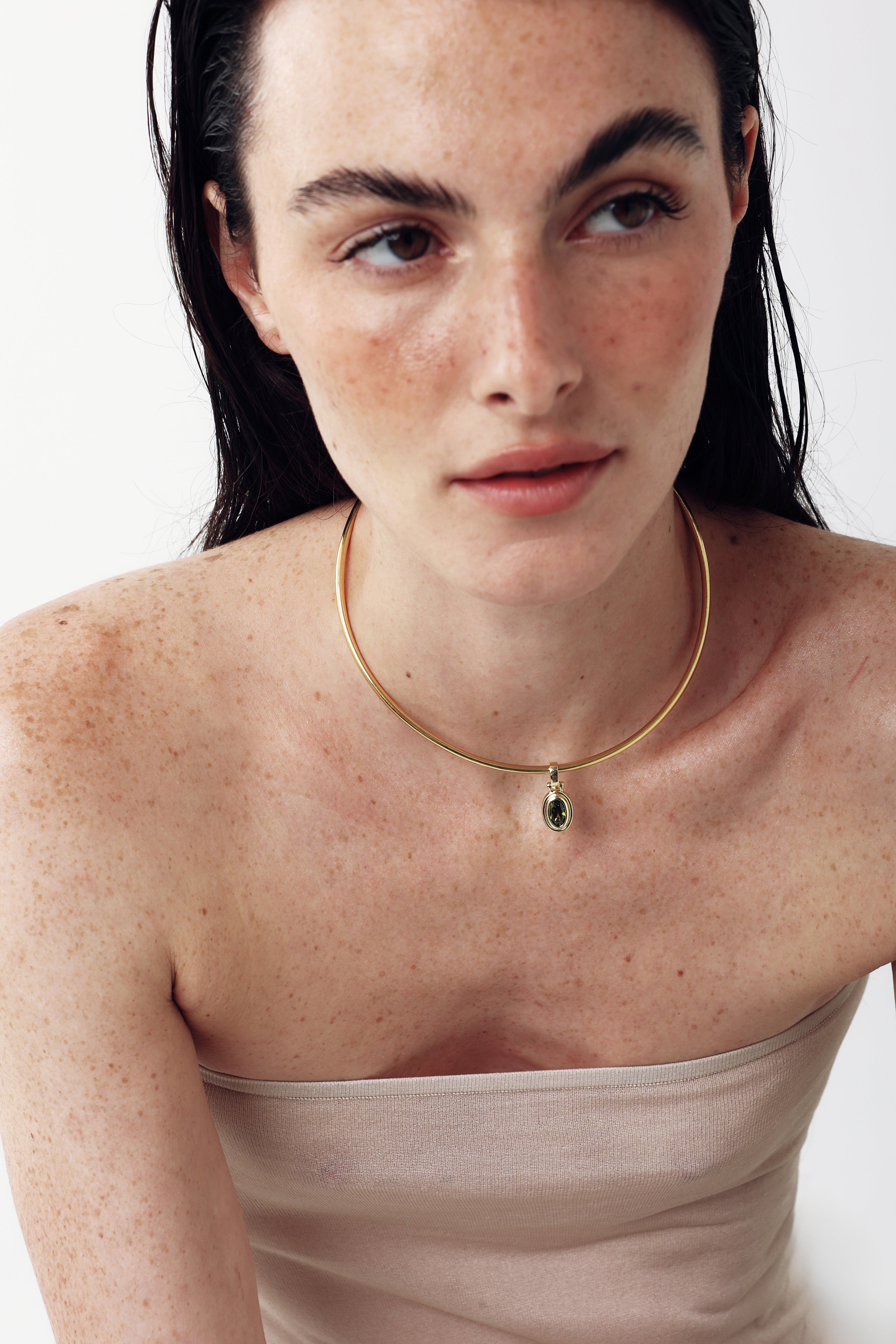 THE OLIVE PENDANT